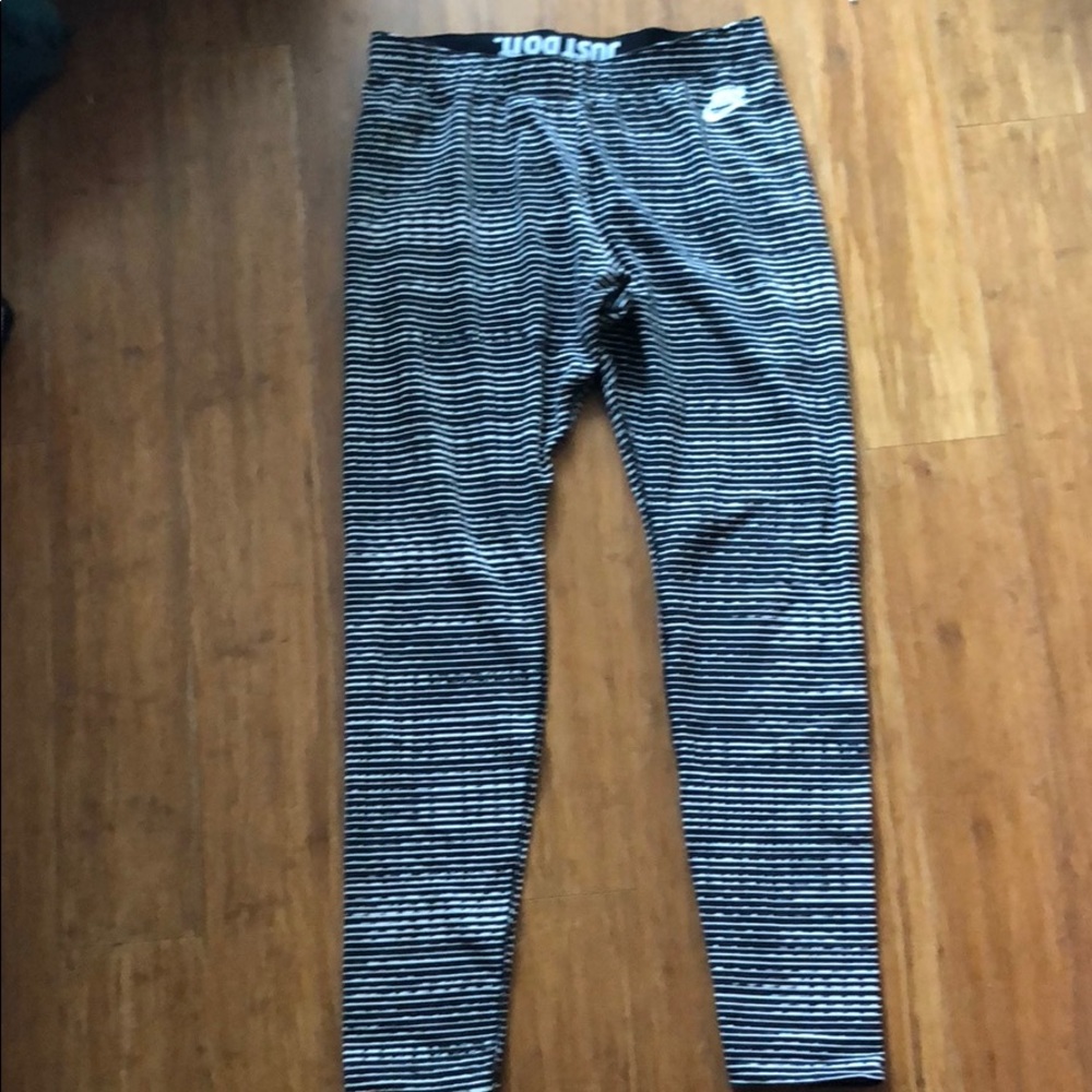 Striped Nike leggings